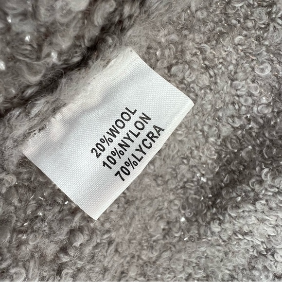 Anna Quan Turtleneck Open Back Wool Sweater - Picture 7 of 16